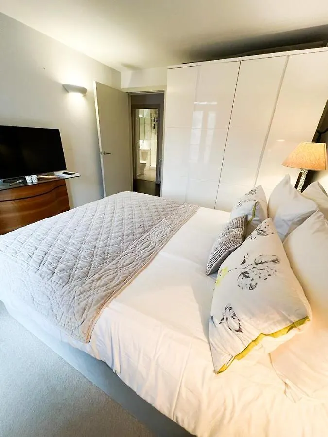 Tb London Bridge Bed & Breakfast